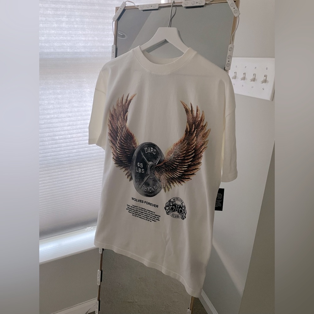Darcsport Fly Higher Vintage Premium Tee